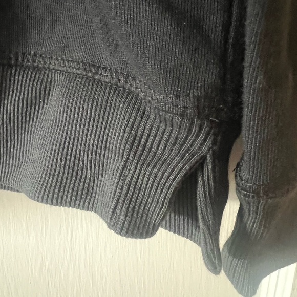 Peloton Sweatshirt - size Medium - oversized fit - Picture 3 of 6